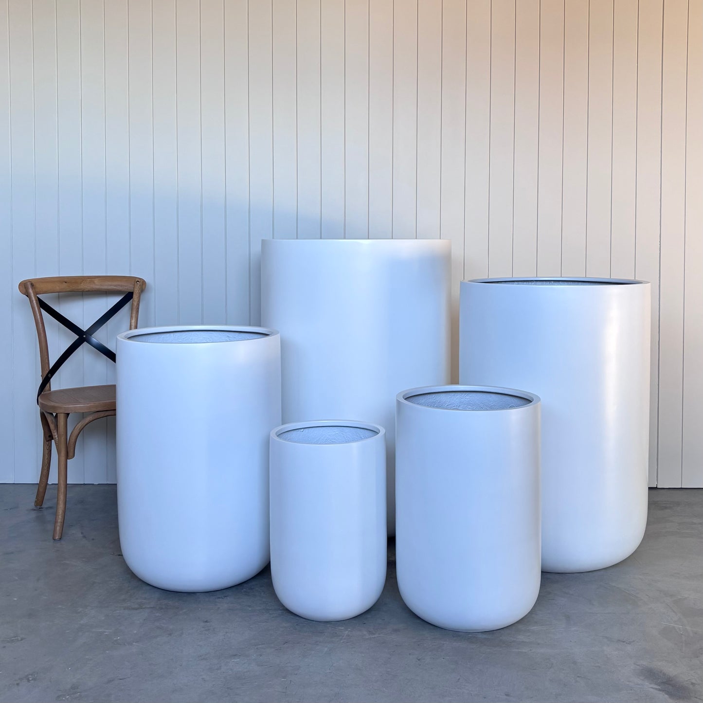 Tall U-Pot • White