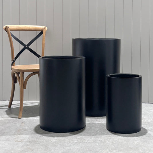 Tall Cylinder Pot • Black
