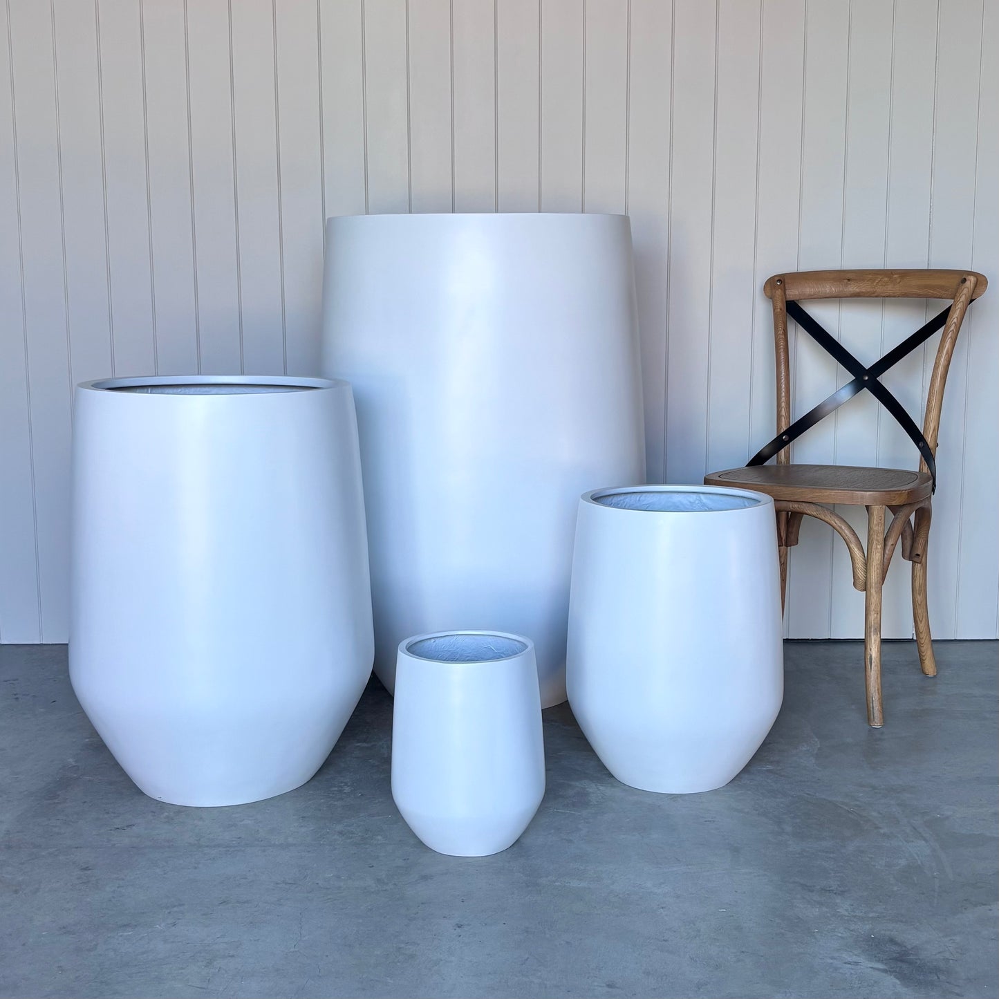 Champagne Pot • White