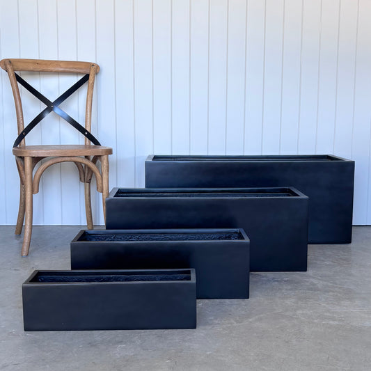 Trough Pot • Black